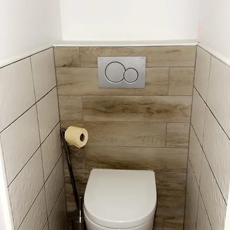 Jolie En Plein Centre De La Bocca Apartamento