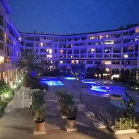 Appartement Jolie En Plein Centre De La Bocca
